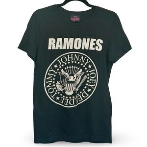 Ramones Presidential Seal Graphic Band Tee Women's Size Small Music Concert Punk
